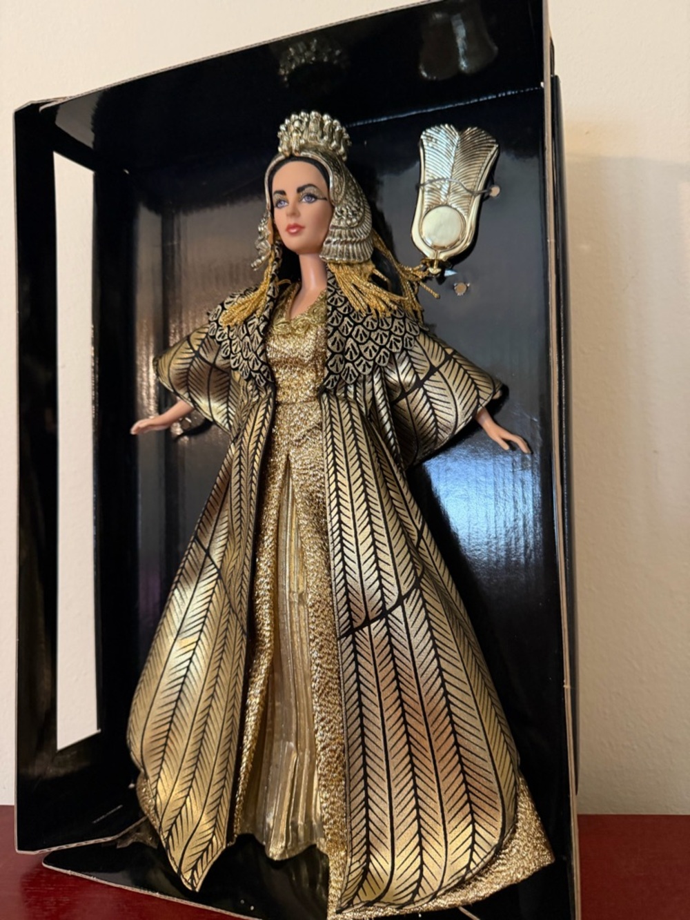 Elizabeth Taylor Cleopatra Collector Barbie Doll Vintage Limited Edition - Picture 7 of 12